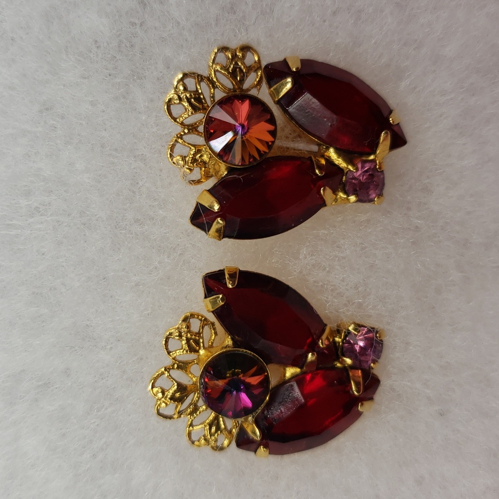 Vintage Multistone Red and Pink Stone Earrings with Filigree Detail